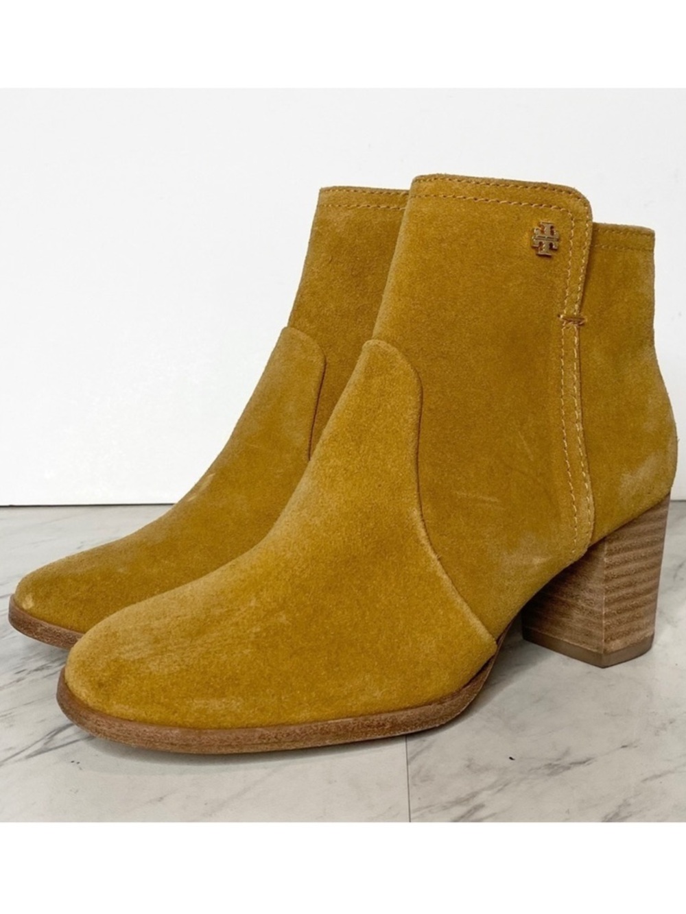 Tory Burch Sabe Suede Caramel Bootie 5 1/2M